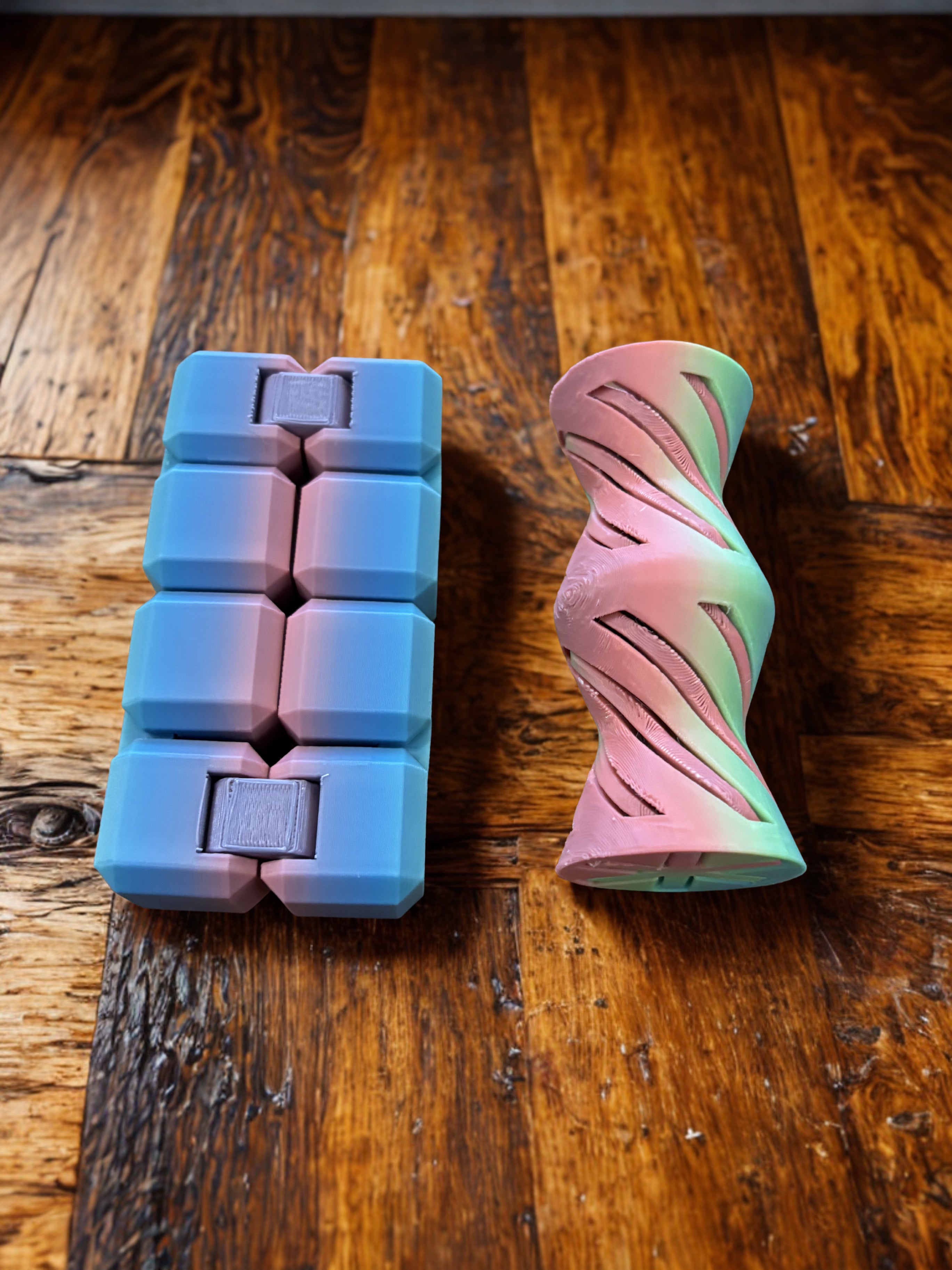 Kit Fluxo Contínuo – Cone + Cubo Infinito 3D