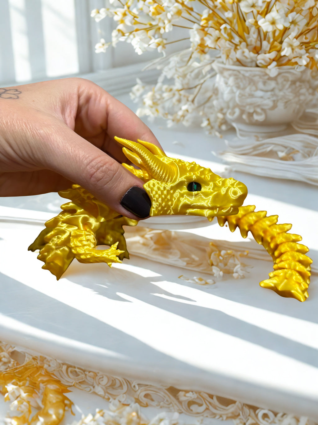 Dragão de Espinhos Articulado - Amarelo - Lemon 67