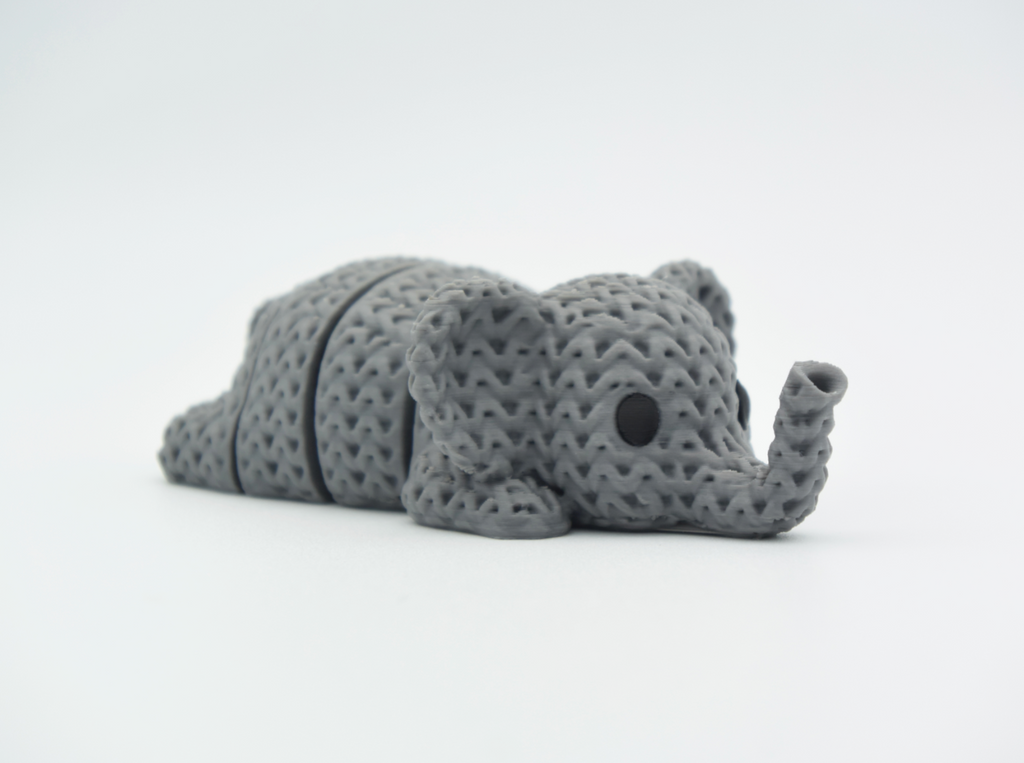 Elefante Ben - Bichinho Sensorial Articulado de Crochê