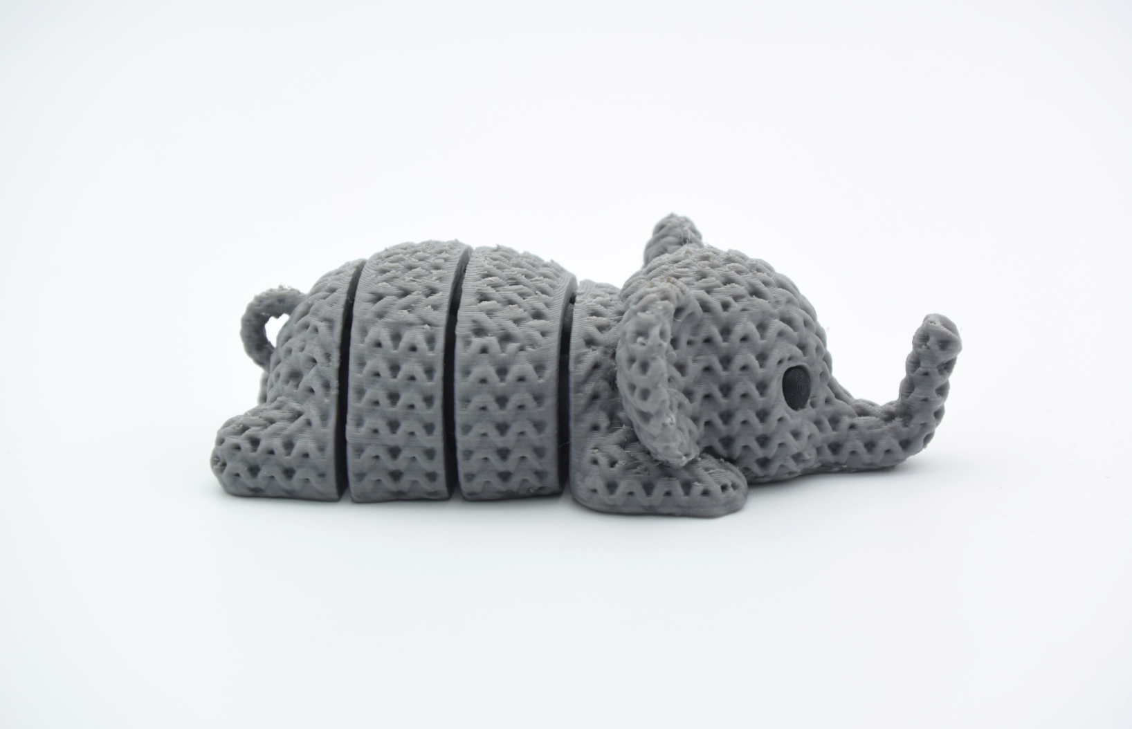 Elefante Ben - Bichinho Sensorial Articulado de Crochê