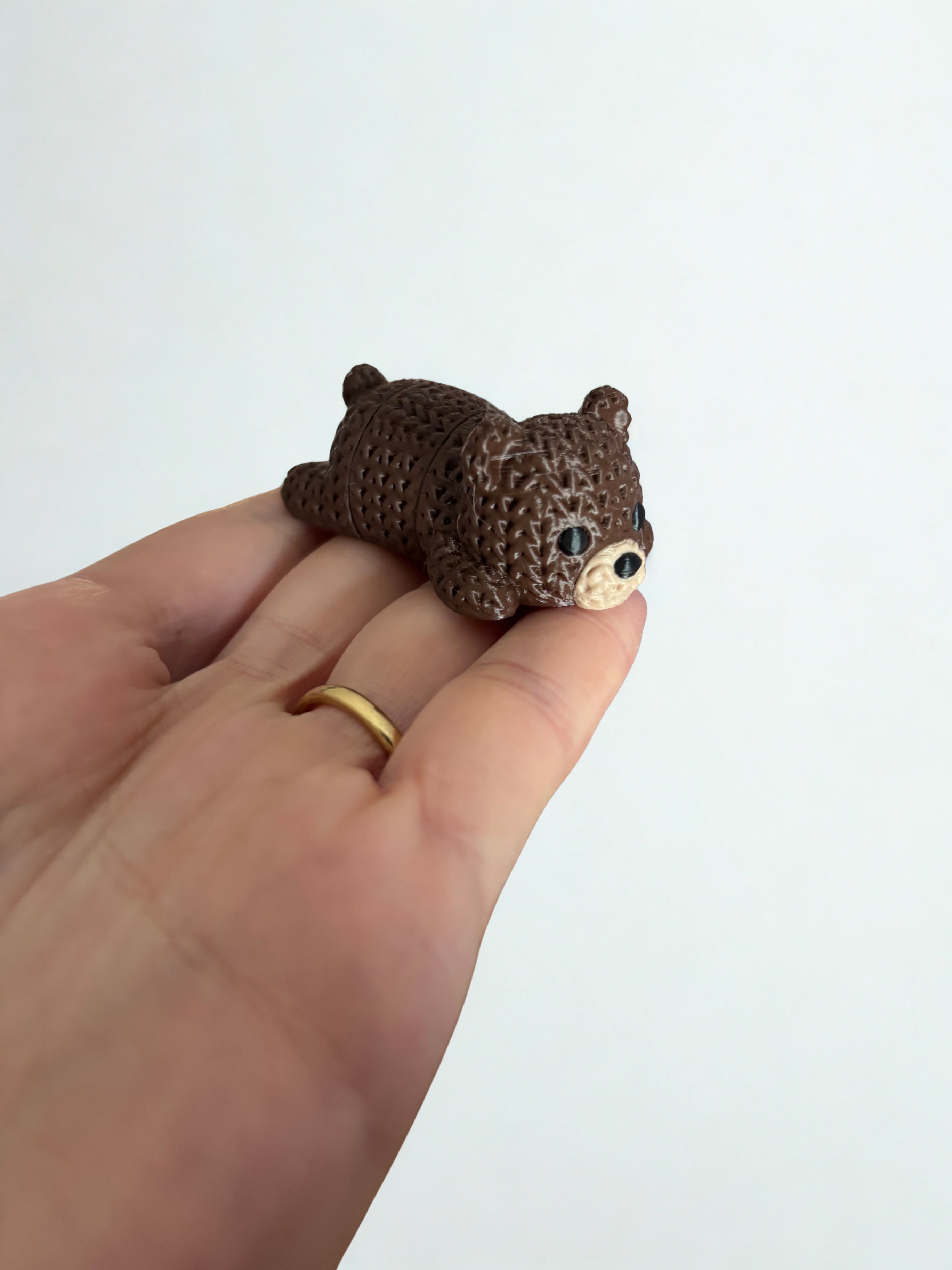 Urso Luli - Bichinho Sensorial Articulado de Crochê