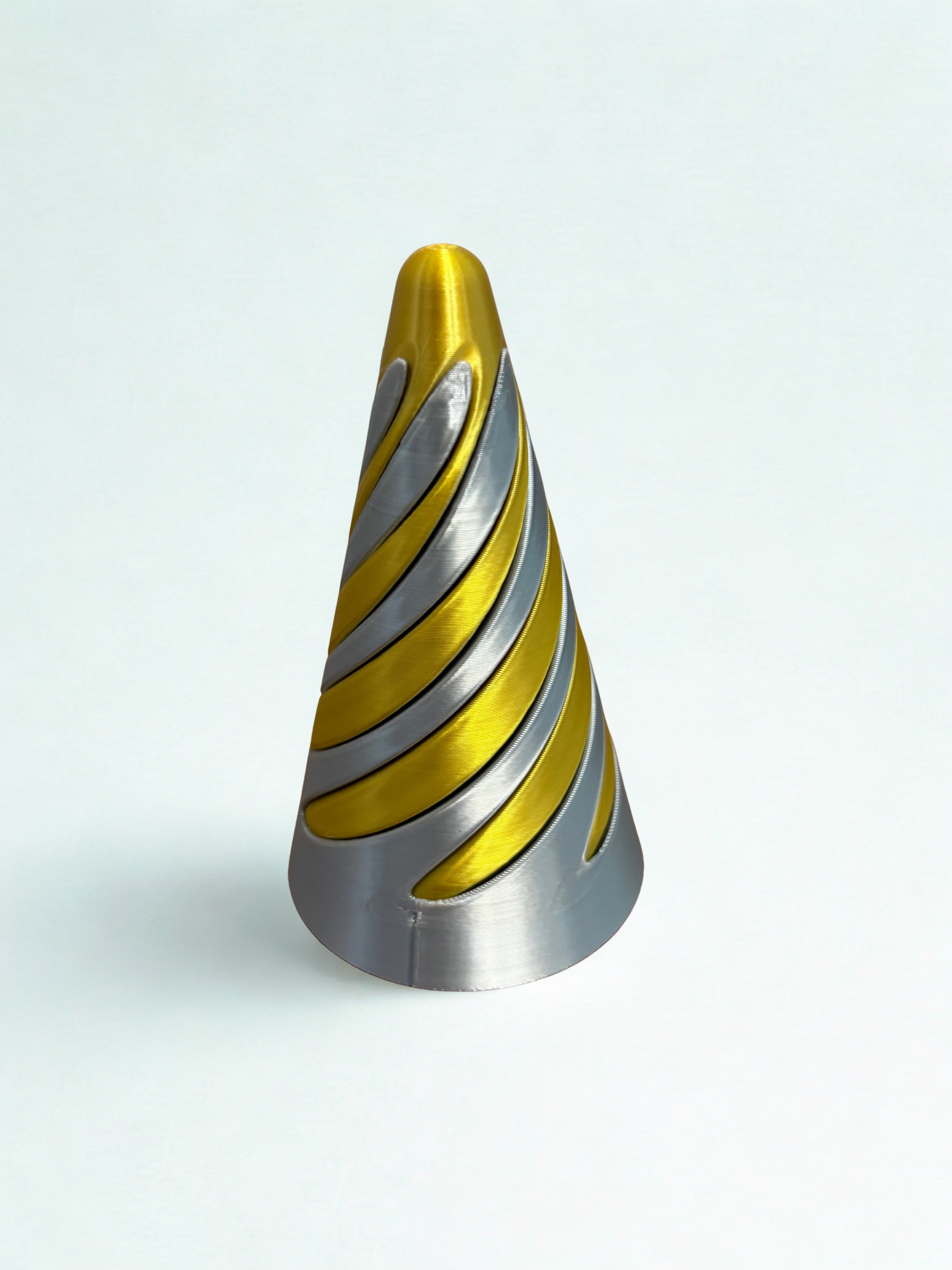 Cone Infinito - Prata & Dourado - Lemon 67