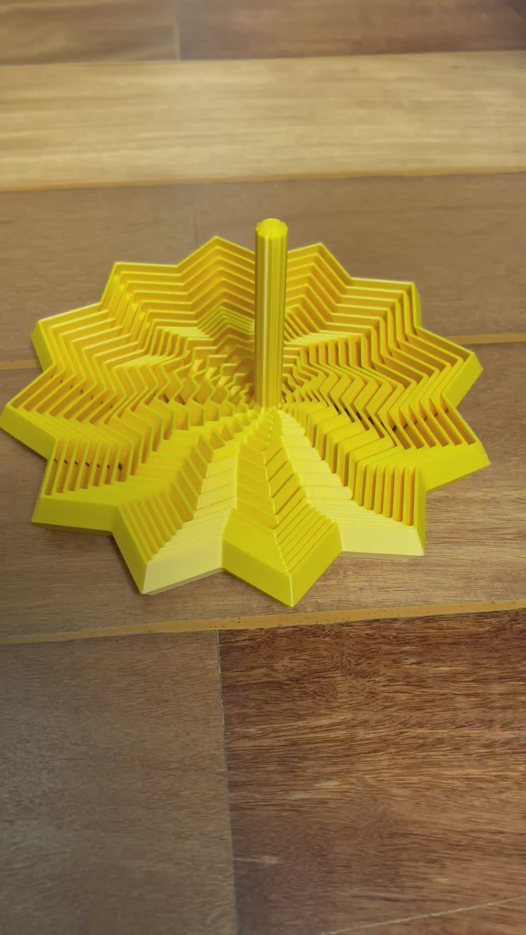 Estrela Mágica Sensorial – Amarela