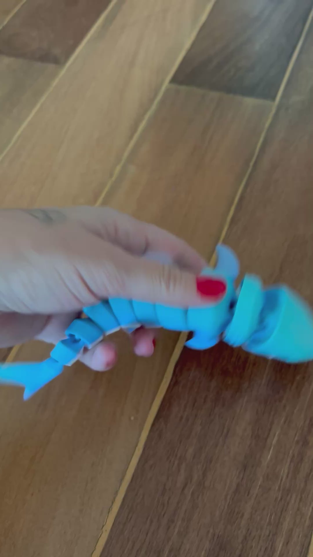 Tubarão Articulado - Azul Claro