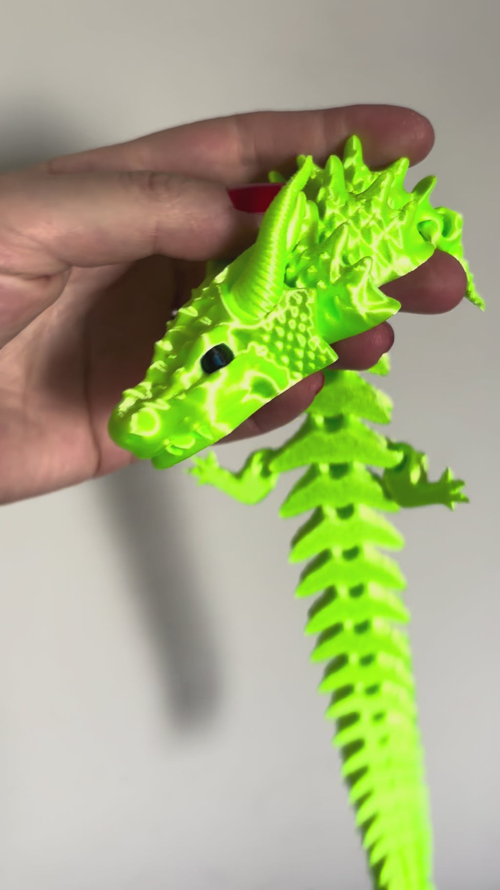 Dragão de Espinhos Articulado - Verde Neon